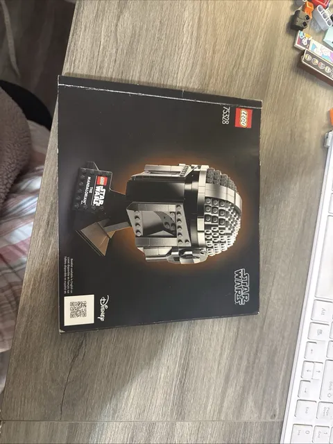 LEGO Star Wars The Mandalorian Helmet Set 75328 Instructions ONLY