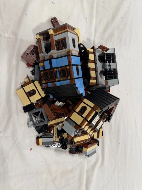 LEGO Harry Potter Hogwarts Castle Buildings Huge Mixed Lot – Incomplete Parts