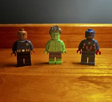 Marvel LEGO Minifigures Captain America, Hulk, Nick Fury Lot of 3 Excellent Cond