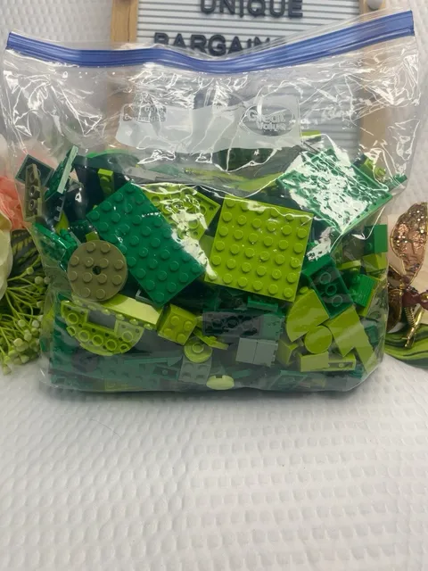 LEGO Bulk Lot 1 lb 12 oz Green Parts Pieces Bricks Genuine