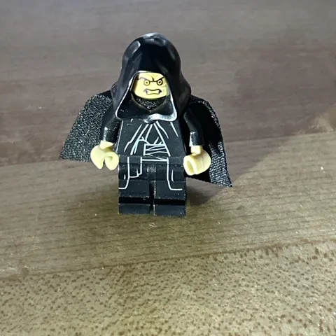 LEGO Star Wars Emperor Palpatine with Robe Minifigure Sith