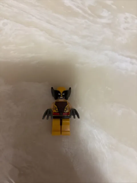 LEGO Wolverine Minifigure SH0118