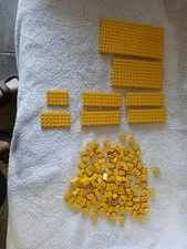 LEGO Yellow Lot Of 121 Pieces Base & Blocks Brick