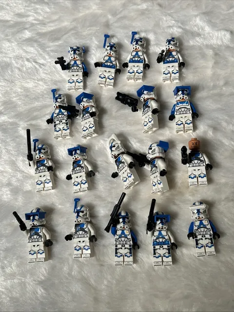 Lot Of 18 Lego Star Wars Sw1246 Sw1247 Sw1248 501st Clones