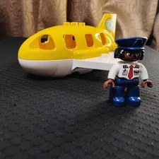 Lego Duplo Passenger Airplane Yellow/White Airport Pilot - N