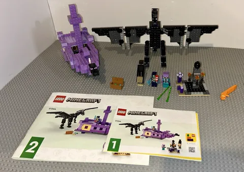 Lego 21264 Minecraft  The Ender Dragon and End Ship Set Minifigures