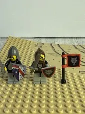 Lego Vintage Castle 2 Mini Figures Knights Helmets With Accessories