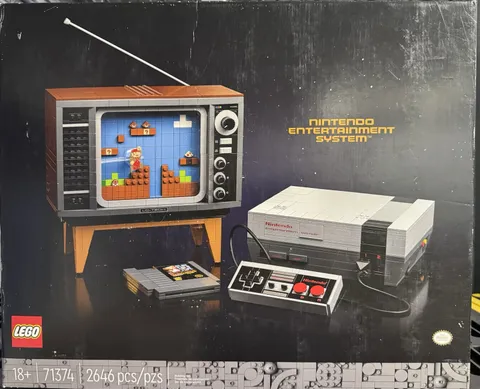 LEGO Nintendo Entertainment System 71374 Super Mario Mario 2646 pcs 18+ Box