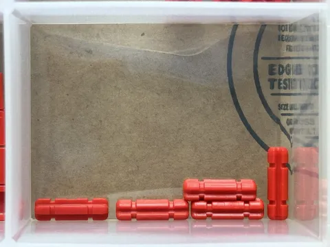 LEGO Parts - Red Technic, Axle 2L Notched - No 32062 - QTY 5