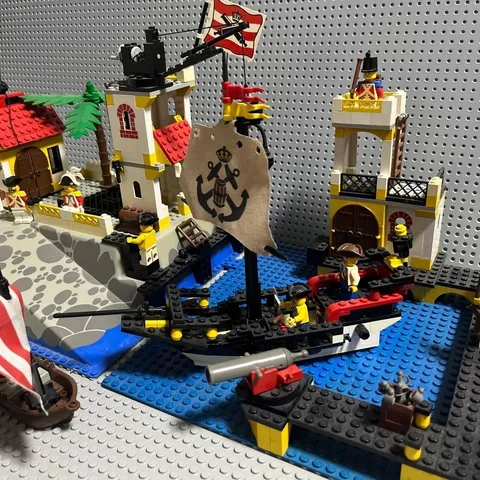 LEGO 6277 Imperial Trading Post Pirates Imperial Guards 1992 without Box