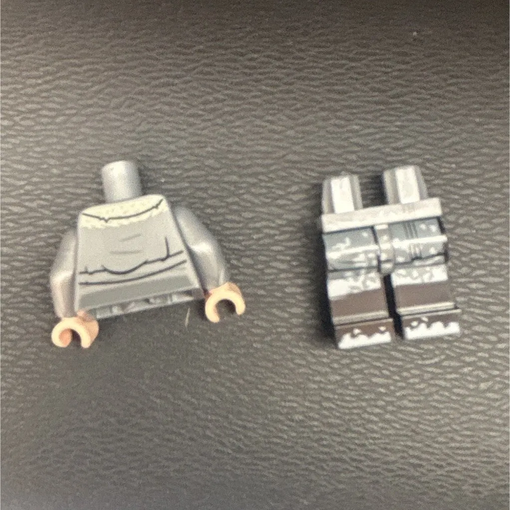 Misprinted LEGO Qi’ra Parts Lot Printed Gray/Red Torso & Legs