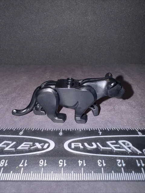 LEGO Black Panther (60159) Animal City Town Jungle Cat Green Eyes