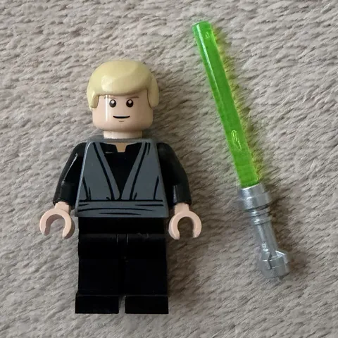 LEGO x Star Wars: Luke Skywalker - Dk. Bluish Gray Jedi Robes (SW0395 / 9496)