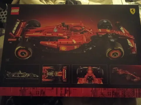 LEGO TECHNIC: Ferrari SF-24 F1 Car (42207)