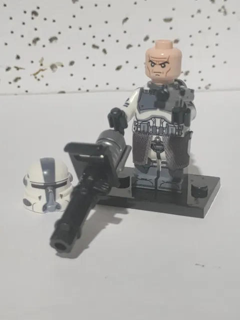 Custom Lego Star Wars WolfPack Airborne 104th Battalion  Wolfe Clone Trooper 