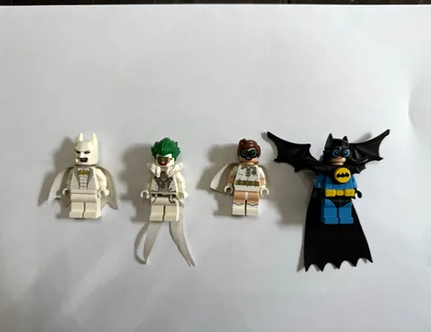 LEGO Batman Movie Joker’s Manor Minifigures Disco Batman, Joker, and Robin