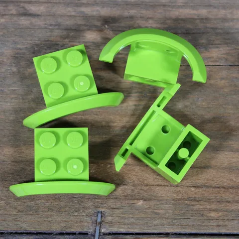 LEGO 98282 28579 Lime Green Vehicle Mudguard 4 x 2 1/2 x 1 QTY 4