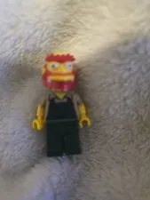 Grounds Keeper Willie Lego Minifigure
