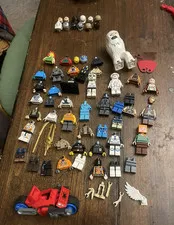 LEGO Star Wars Minifigure Lot w/ Parts & Accessories