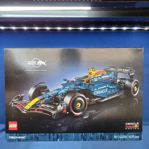 LEGO Block Model 42206 Oracle Red Bull Racing R LEGO