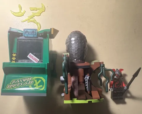 LEGO Ninjago 71716 Lloyd Avatar Arcade Pod and 70621 The Vermillion Attack
