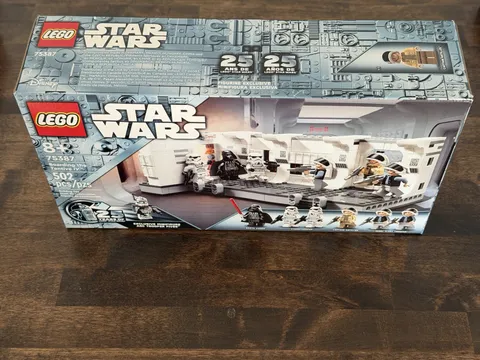 LEGO Star Wars 75387 Boarding the Tantive IV  New / Sealed SHIPS IN BOX!