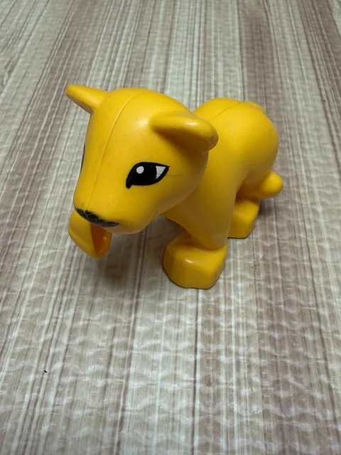 Lego Duplo Lion  Cub Plastic Toddler Toy Figure Building Block Animal Yellow