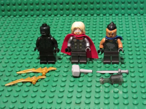 Lot 3 LEGO Marvel Super Heroes Minifigs Thor Valkyrie Berserker Ragnarok TV16