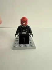 Lego Minifigure, Item sh0107, Red Skull with Dark Brown Belt, Super Heroes