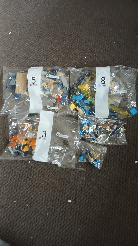 LEGO mixed random unpoened bag Genuine Brick peices (3) 1kg