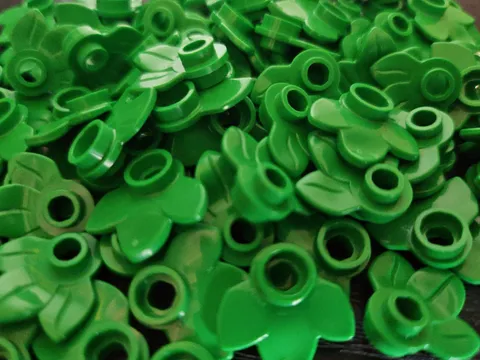 LEGO 💥new💥(100ct) Bright Green Plant Plate 3 Layered Leaves 