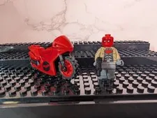 LEGO Red Hood Minifigure w/ Motorcycle - 76055 DC Batman -  Sewer Smash - SH0282