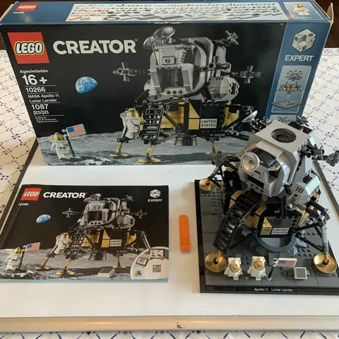 LEGO CREATOR: NASA Apollo 11 Lunar Lander (10266)