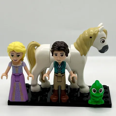 LEGO Disney 41054 Tangled Minifigure Lot Flynn Rider, Maximus, Pascal & Rapunzel
