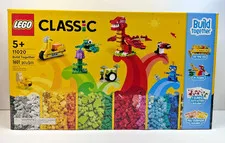 LEGO CLASSIC: Build Together (11020) RETIRED - New/Sealed -FREE SHIPPING DAY🔥🔥