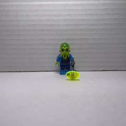 Lego Alien Trooper Minifigure Complete Collectible Series 13 71008 CMF Lot Rare 