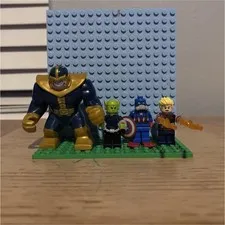 LEGO Marvel Minifigure Lot of 4