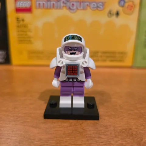 Lego Calculator - CMF Batman Movie Series 1 - Collectible Minifigure - COMPLETE