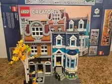 LEGO Creator Expert Bookshop 10270 CITY - no minifigures /w Box & Manual