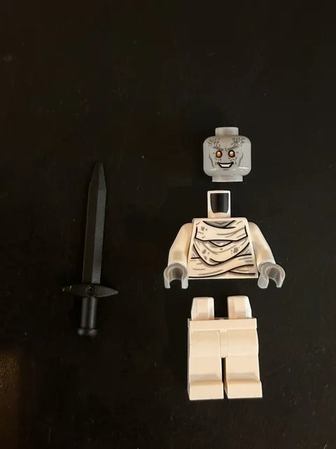LEGO Thor Love and Thunder Gorr Minifigure (76207 76208) sh812