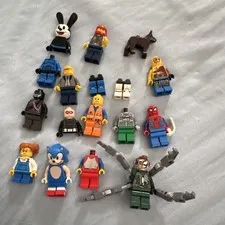 Small Lego Mini Figure Lot With Star Wars, Marvel And Ninjago SOLD AS IS￼