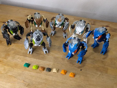 Vintage LEGO Bionicle Lot 7 Bohrok Kal Figures 7 Krana Masks Complete