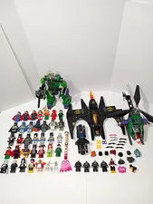 LEGO DC Super Heroes Lot of 33 Minifigures + Builds & EXTRA parts!!! READ!!!