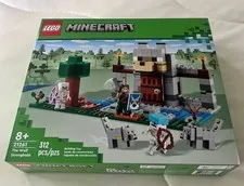 Lego Minecraft - Wolf Stronghold 21261 NEW