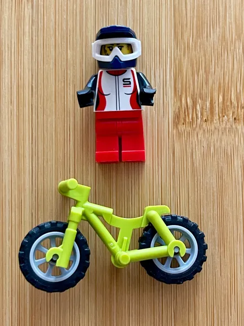 LEGO Outdoor Adventures Minifigure: Trail Cyclist (cty0916) 60202 Mountain Bike