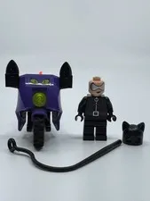 Genuine Lego batman 2006 Catwoman (bat003) w/ Bike and Accesories