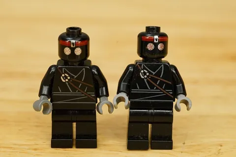 LEGO Minifigure Stealth TNT011 Foot Soldier Robot Teenage Mutant Ninja Turtle X2