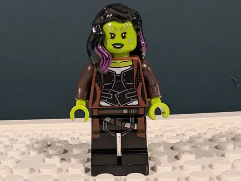 LEGO Marvel Super Heroes Gamora Brown Minifigure-Guardians of Galaxy 76107 sh506