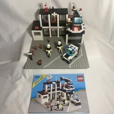 LEGO Town: Vintage Police Command Base (6386) LEGOLAND 97% With Instructions