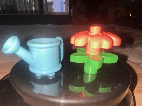LEGO DUPLO 2021 PINK GREEN FLOWER PIECES & 2014 TIFFANY-BLUE WATER CAN JUG 